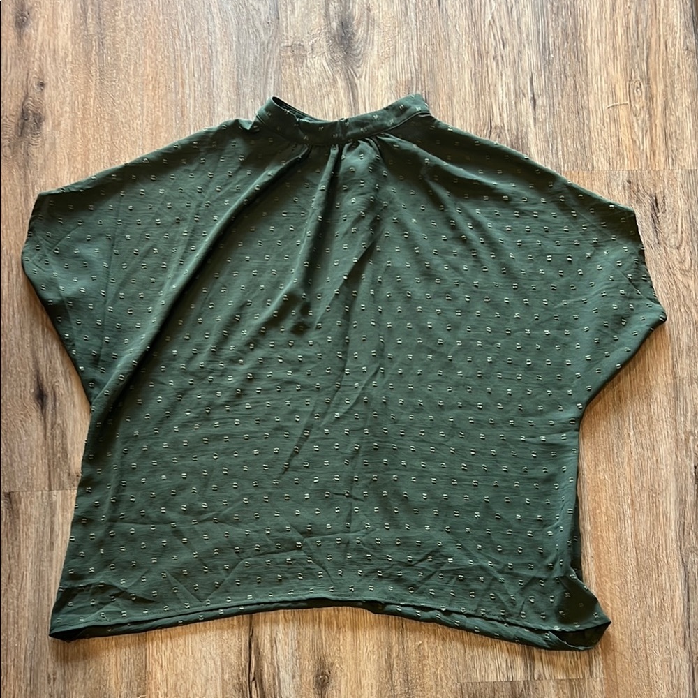 Elegant Green Women's Top